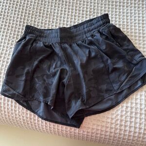 Lululemon Hotty Hot Shorts